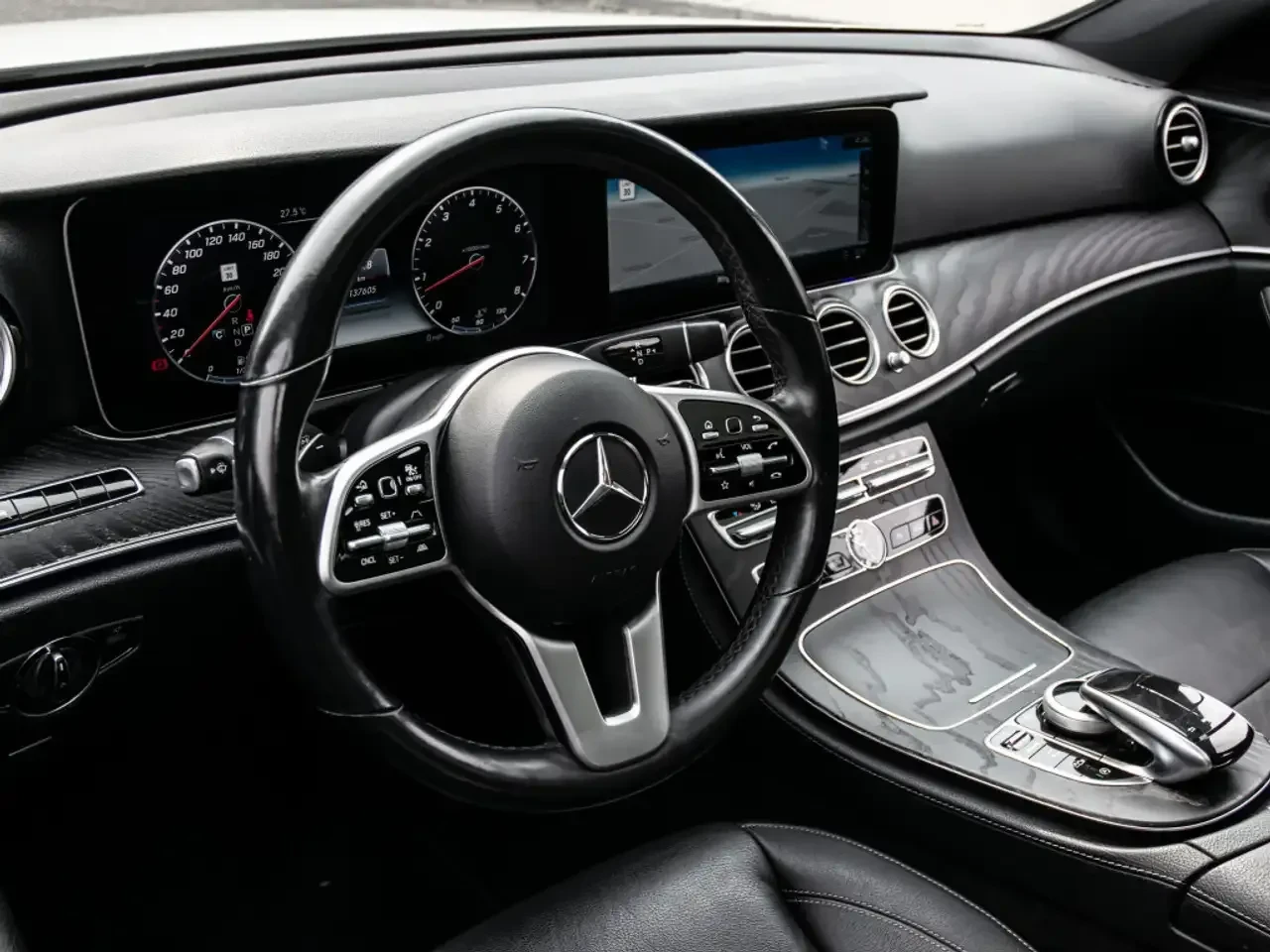 Mercedes-Benz E 450 4MATIC/AMG ПАКЕТ/V6/BiTurbo/5+ 2места, снимка 7 - Автомобили и джипове - 56329081
