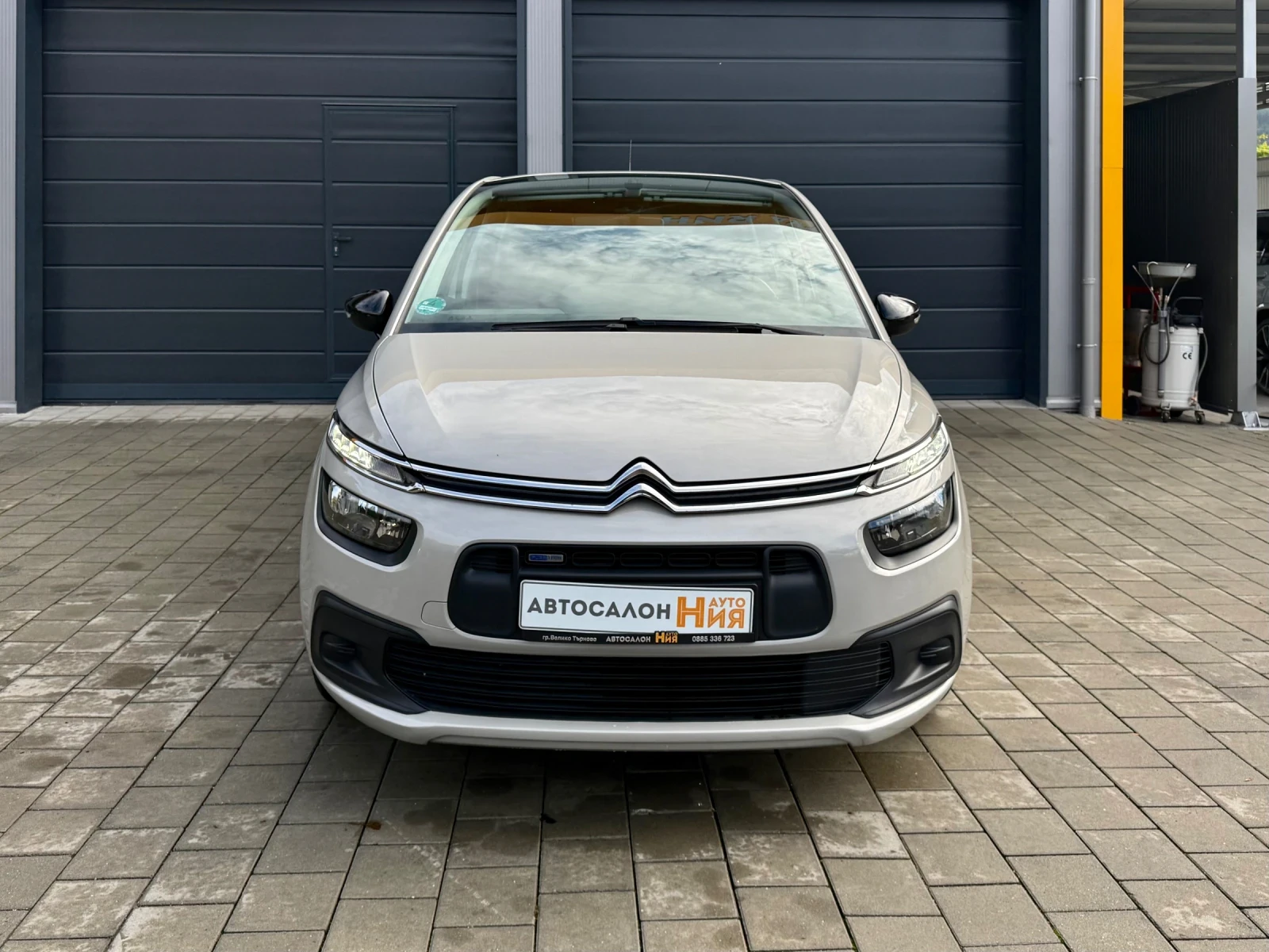 Citroen C4 Picasso 1.2i * NAVI* LED* , снимка 2 - Автомобили и джипове - 56628746