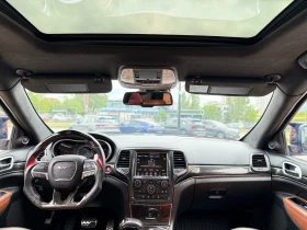 Jeep Grand cherokee SRT/6.4HEMI/V8/376HP/CAM/PANO/NAVI/4X4/BLACKOPTIC, снимка 16