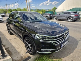VW Touareg 3.0TDI/SPORT/AIR/ЗАВИВАЩ ЗАДЕН МОСТ, снимка 3