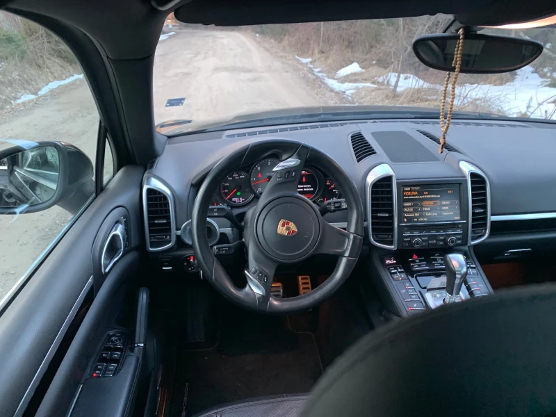 Porsche Cayenne, снимка 5 - Автомобили и джипове - 49021092