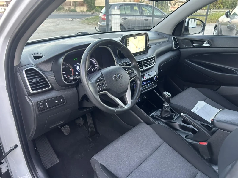 Hyundai Tucson 1.6 CRDI 116 * CAMERA * NAVI * ACC * , снимка 8 - Автомобили и джипове - 51412099