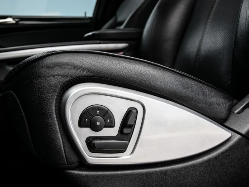 Mercedes-Benz GL 350 AMG-Подгрев-Обдухване-Масаж-Монитори-Топ-Топ!!!, снимка 10 - Автомобили и джипове - 52317582