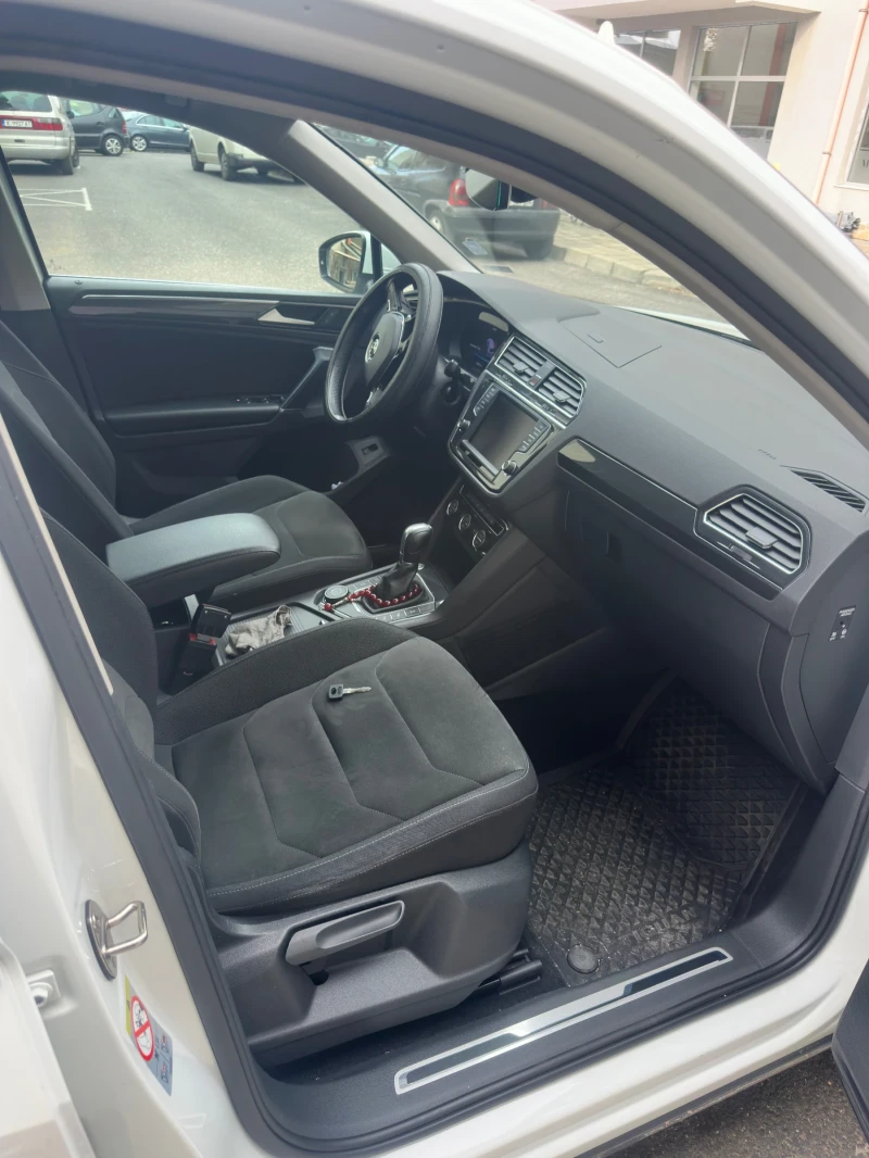 VW Tiguan Highline 4motion 97хил КМ , снимка 5 - Автомобили и джипове - 52465553