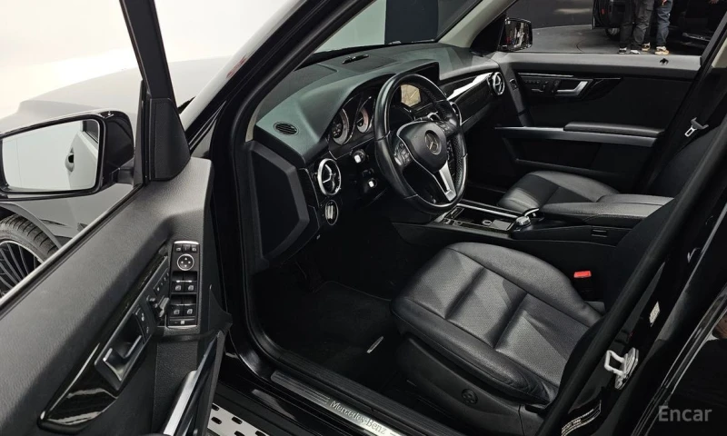 Mercedes-Benz GLK, снимка 11 - Автомобили и джипове - 52704848