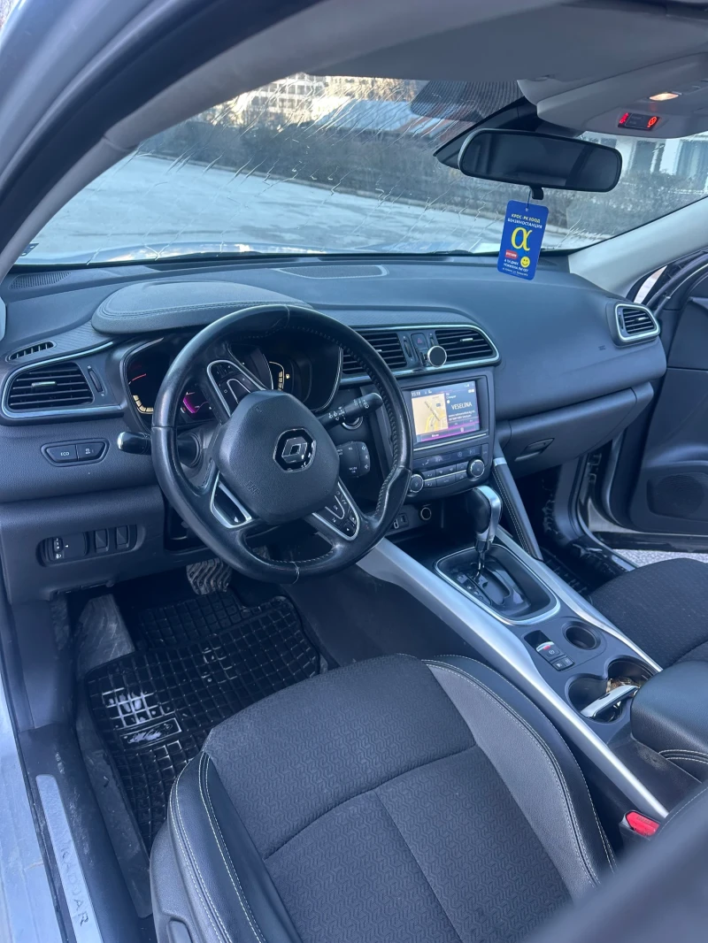 Renault Kadjar, снимка 10 - Автомобили и джипове - 53164894