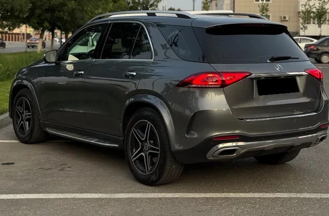 Mercedes-Benz GLE 350d 4Matic AMG Line - изображение 6