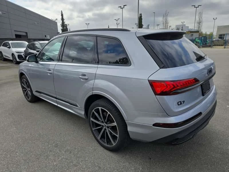 Audi Q7 * KOMFORT * CARFAX * БЕЗ ПЪРВОНАЧАЛНА ВНОСКА, снимка 16 - Автомобили и джипове - 54388617