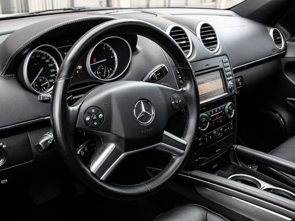 Mercedes-Benz GL 350 AMG-Подгрев-Обдухване-Масаж-Монитори-Топ-Топ!!! - изображение 7