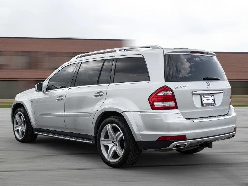 Mercedes-Benz GL 350 AMG-Подгрев-Обдухване-Масаж-Монитори-Топ-Топ!!! - изображение 2