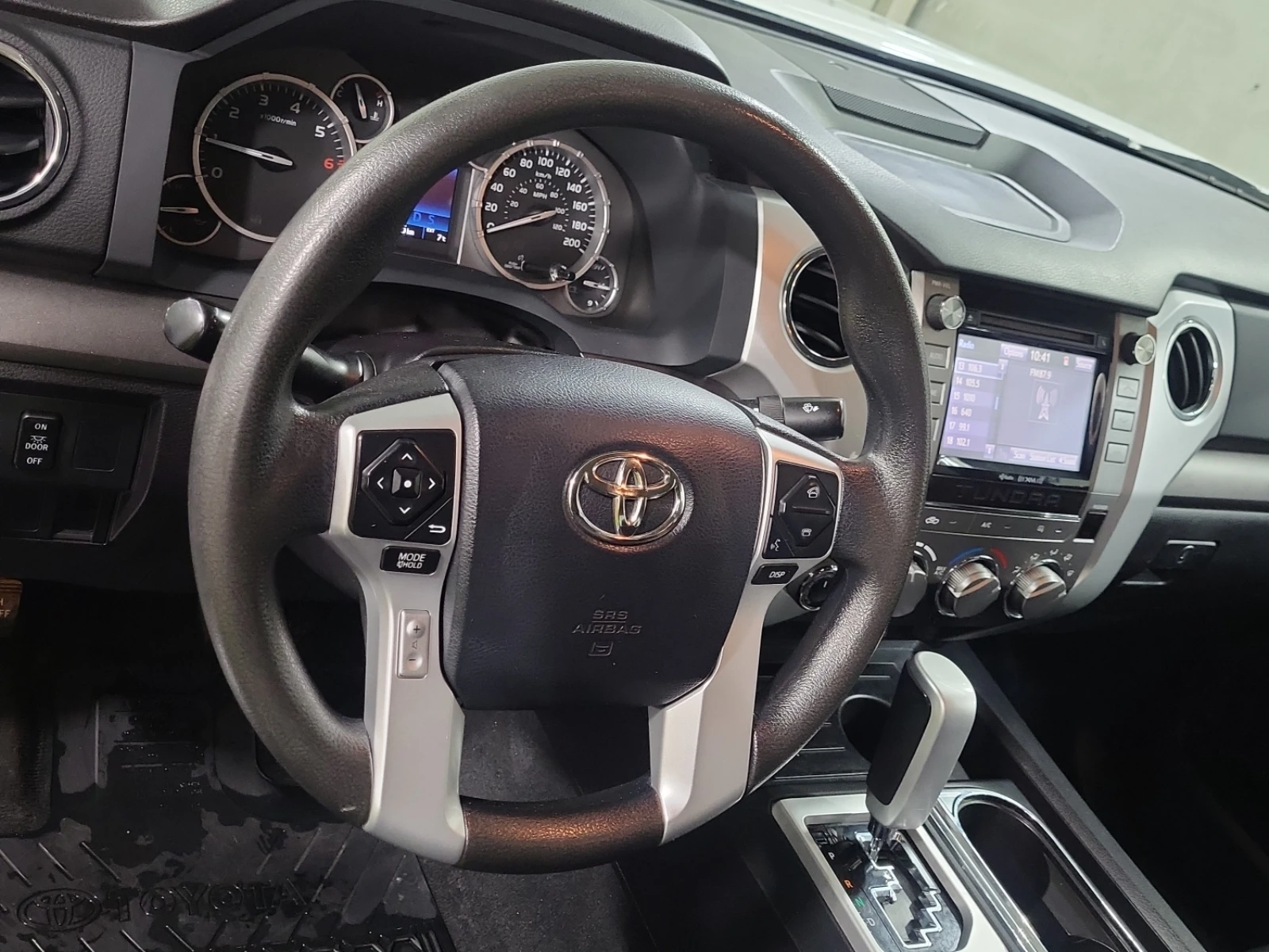 Toyota Tundra * CARFAX *    | Mobile.bg   8