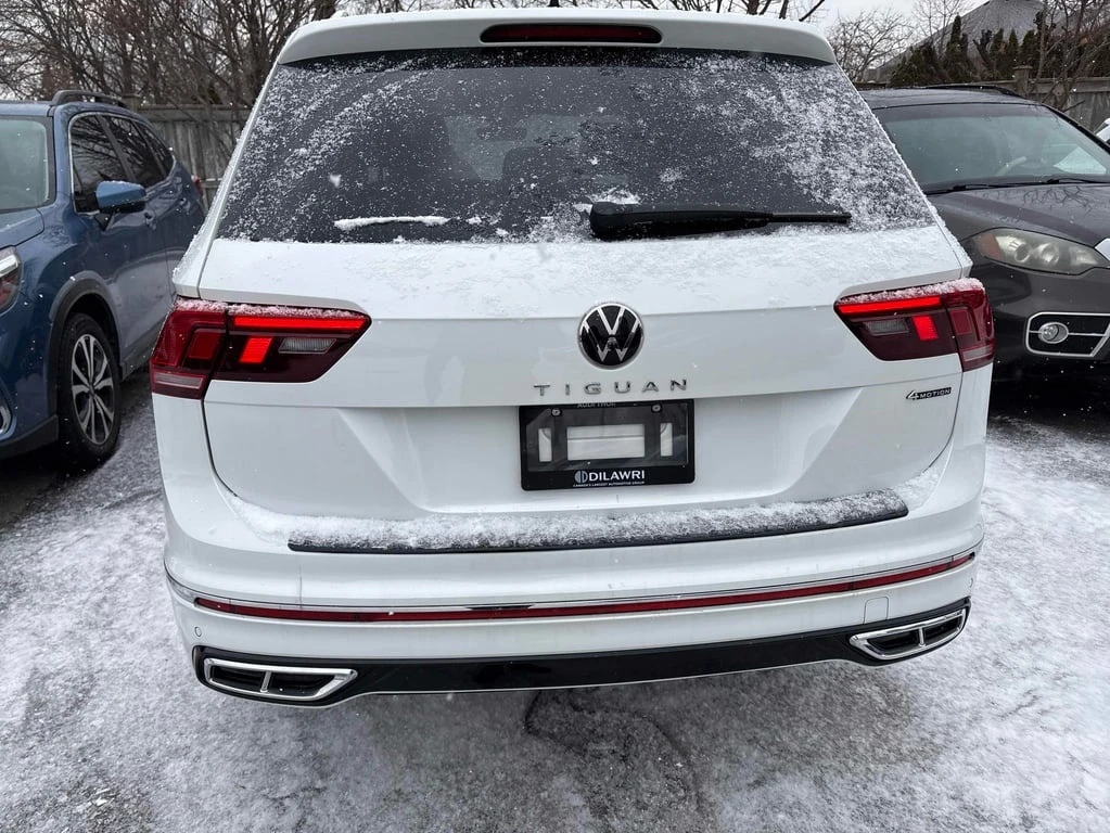 VW Tiguan Highline R Line  CARFAX - изображение 4