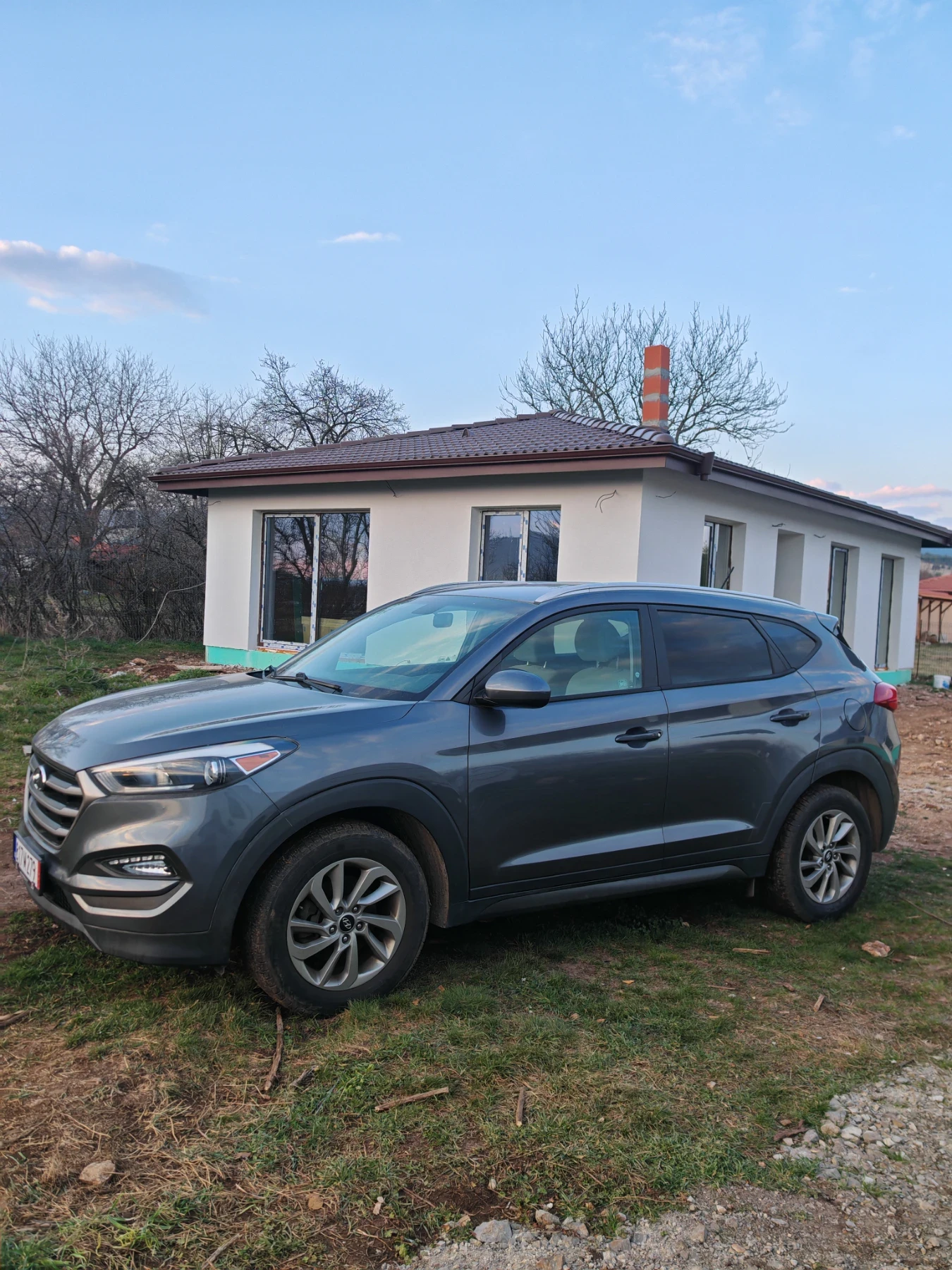 Hyundai Tucson 2.0 GDI 4x4 Автомат, снимка 4 - Автомобили и джипове - 53863690