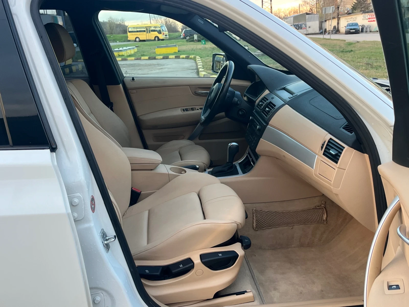 BMW X3 3.0D 218k.c, снимка 13 - Автомобили и джипове - 54019068