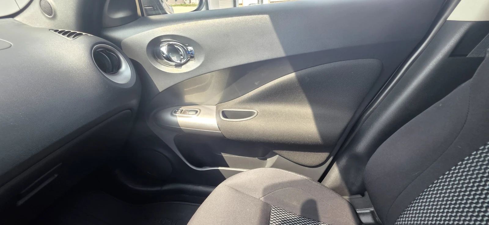 Nissan Juke Connect, снимка 2 - Автомобили и джипове - 54182349
