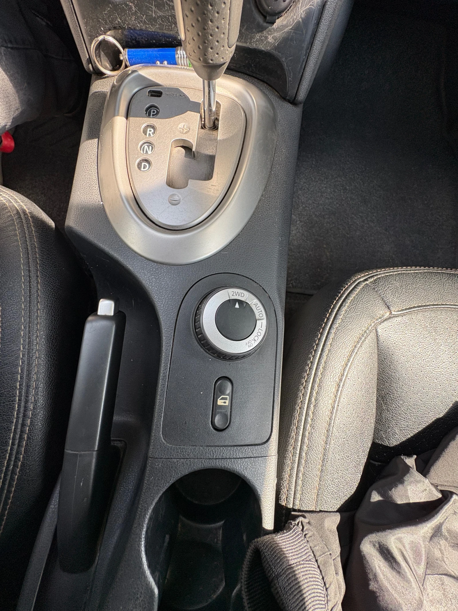 Nissan Qashqai 2000i, снимка 10 - Автомобили и джипове - 54652542