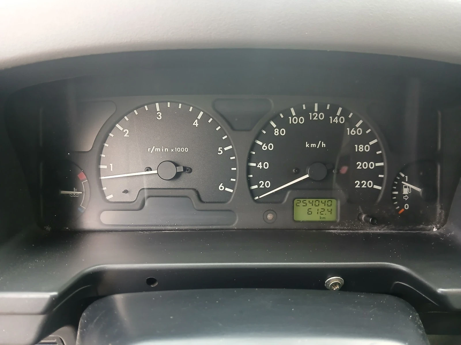 Land Rover Discovery, снимка 12 - Автомобили и джипове - 55400268