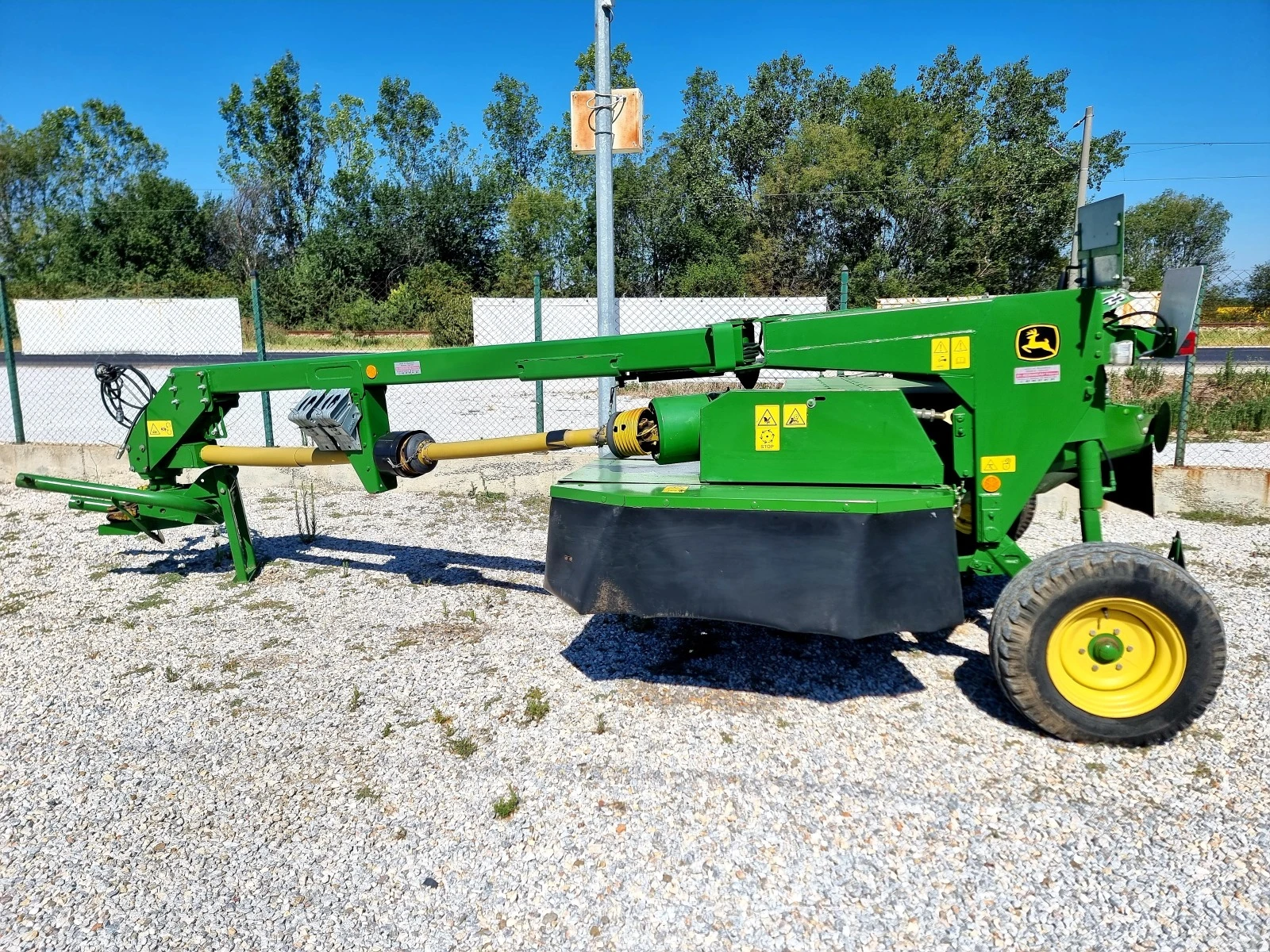 Сенокосачка John Deere 1365 - изображение 8