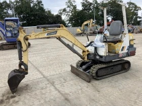 Багер Yanmar 3 цилиндъра водно охлаждане, снимка 1