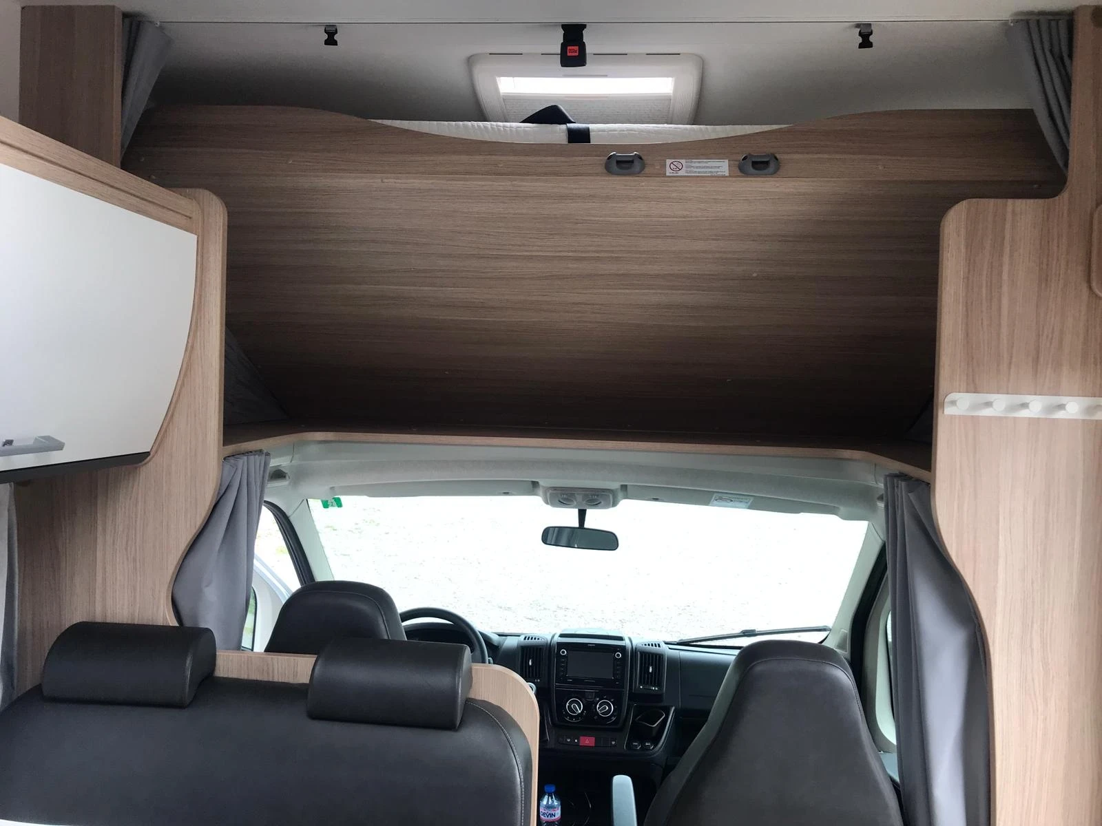 Кемпер SUNLIGHT FIAT ПРОМОЦИЯ  от Швейцария като нов, снимка 12 - Каравани и кемпери - 56289035