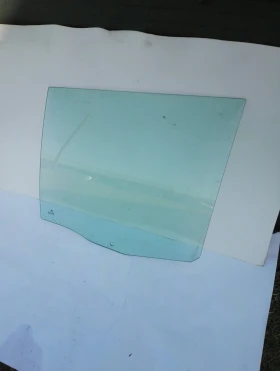 Стъкло задно ляво Бмв Е39 530д комби