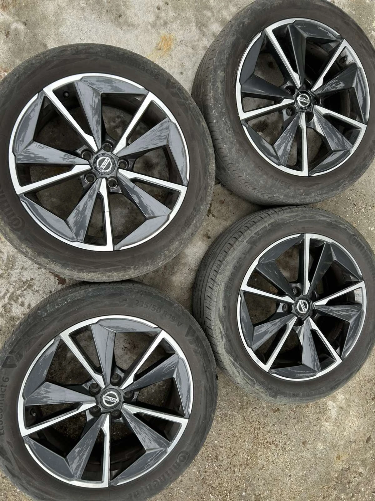 Гуми с джанти Continental 235/50R19