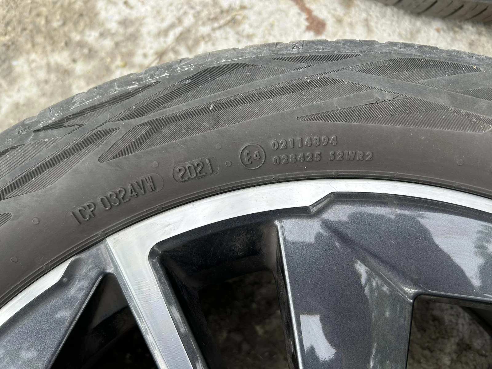 Гуми с джанти Continental 235/50R19, снимка 9 - Гуми и джанти - 56257913