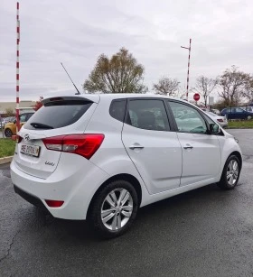 Hyundai Ix20 1.6i 16V Swiss Aut., снимка 8