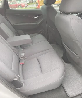 Hyundai Ix20 1.6i 16V Swiss Aut., снимка 12