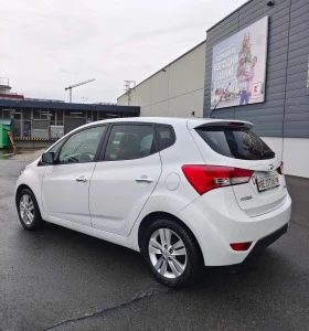 Hyundai Ix20 1.6i 16V Swiss Aut., снимка 10
