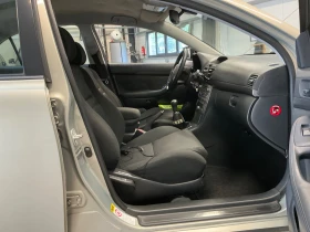 Toyota Avensis 2.0i SOL LIFTBACK, снимка 10