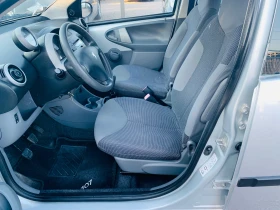Peugeot 107 1.0i 57000км, снимка 11