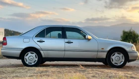 Mercedes-Benz C 180, снимка 13