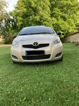 Toyota Yaris  - изображение 1