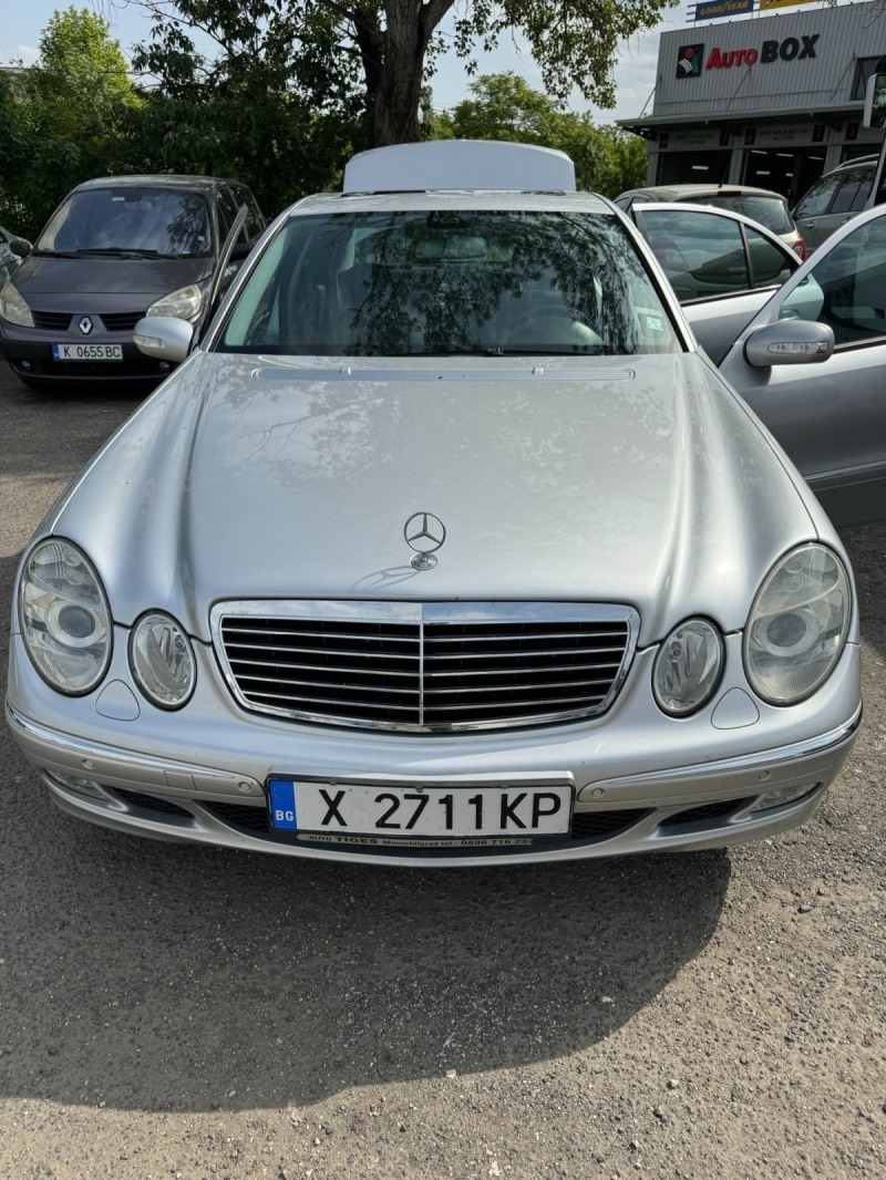 Mercedes-Benz E 270, снимка 4 - Автомобили и джипове - 45782532