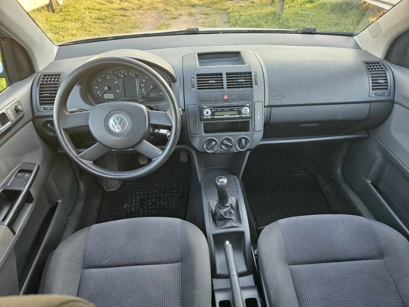 VW Polo КЛИМАТИК, снимка 12 - Автомобили и джипове - 45949569