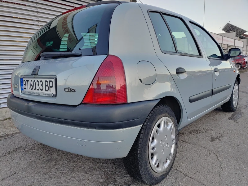 Renault Clio 1.4i-Всичко платено!, снимка 1 - Автомобили и джипове - 48368997