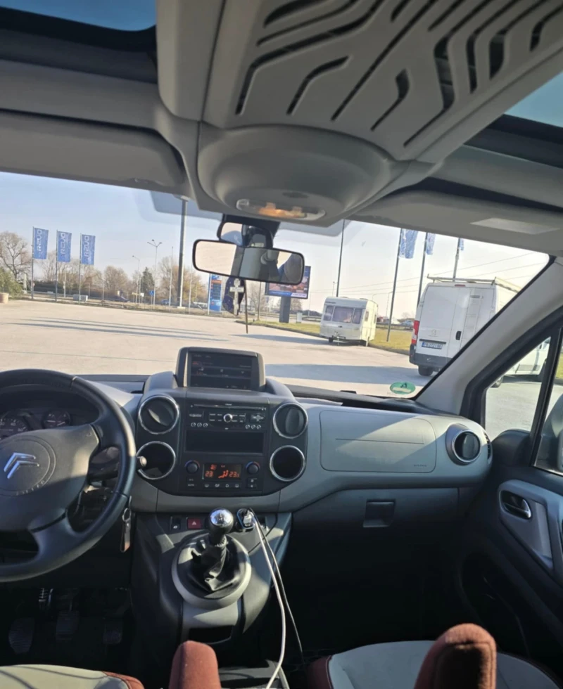 Citroen Berlingo 1.6HDi Germany Пътнически* Навигация* Парктроник* , снимка 7 - Автомобили и джипове - 48871725