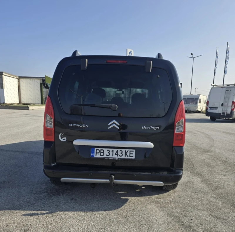 Citroen Berlingo 1.6HDi Germany Пътнически* Навигация* Парктроник* , снимка 10 - Автомобили и джипове - 48871725