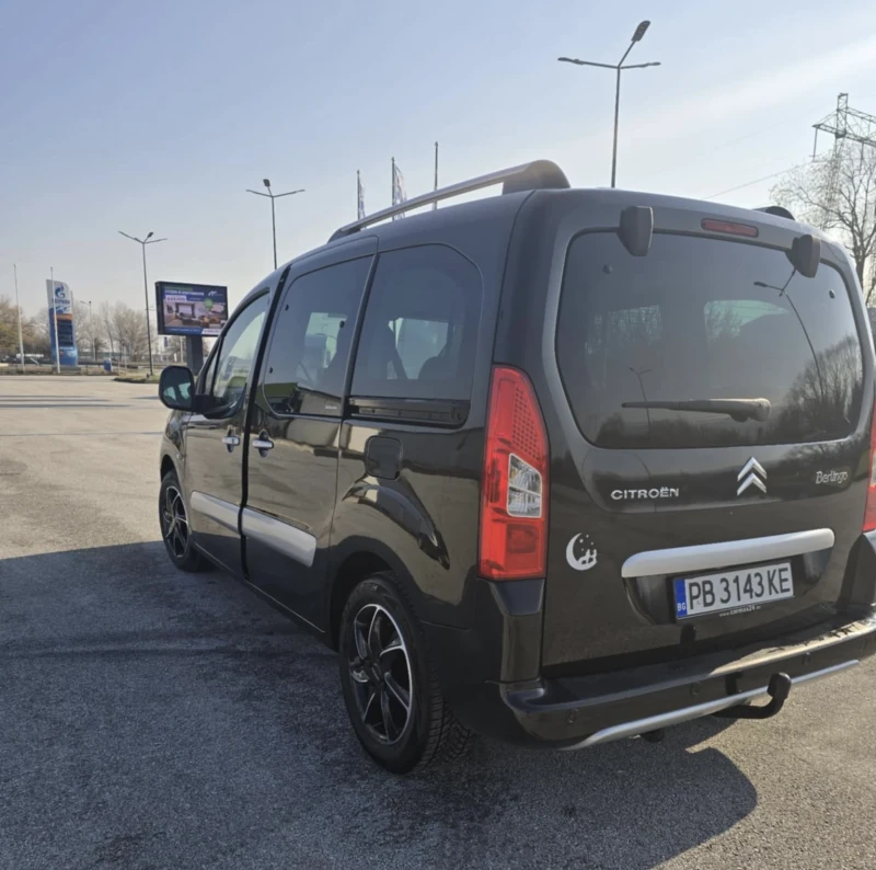 Citroen Berlingo 1.6HDi Germany Пътнически* Навигация* Парктроник* , снимка 4 - Автомобили и джипове - 48871725