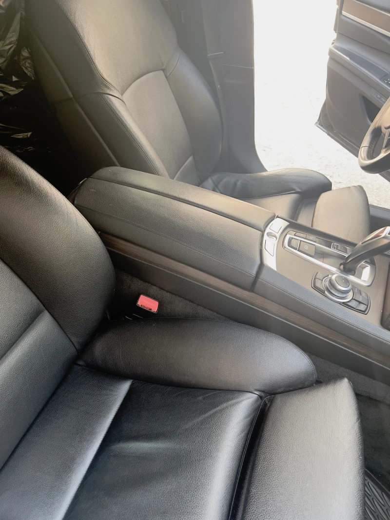 BMW 740, снимка 10 - Автомобили и джипове - 52725920