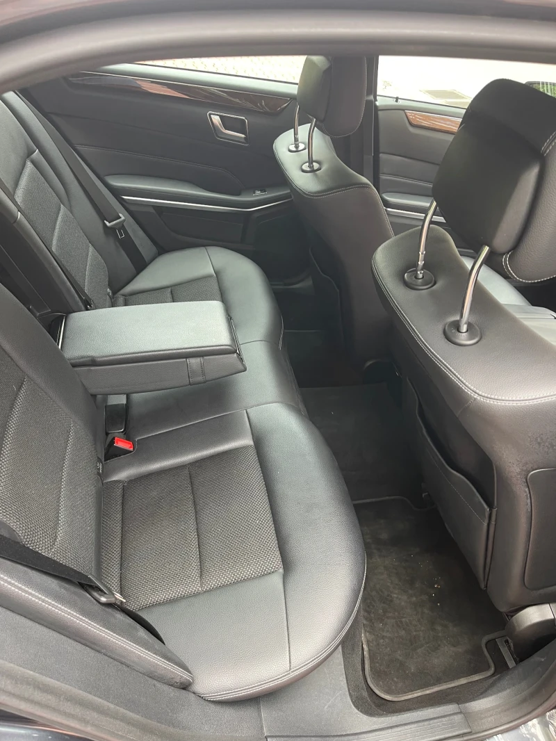 Mercedes-Benz E 220 Mercedes Benz w212 E220 , снимка 5 - Автомобили и джипове - 52306923