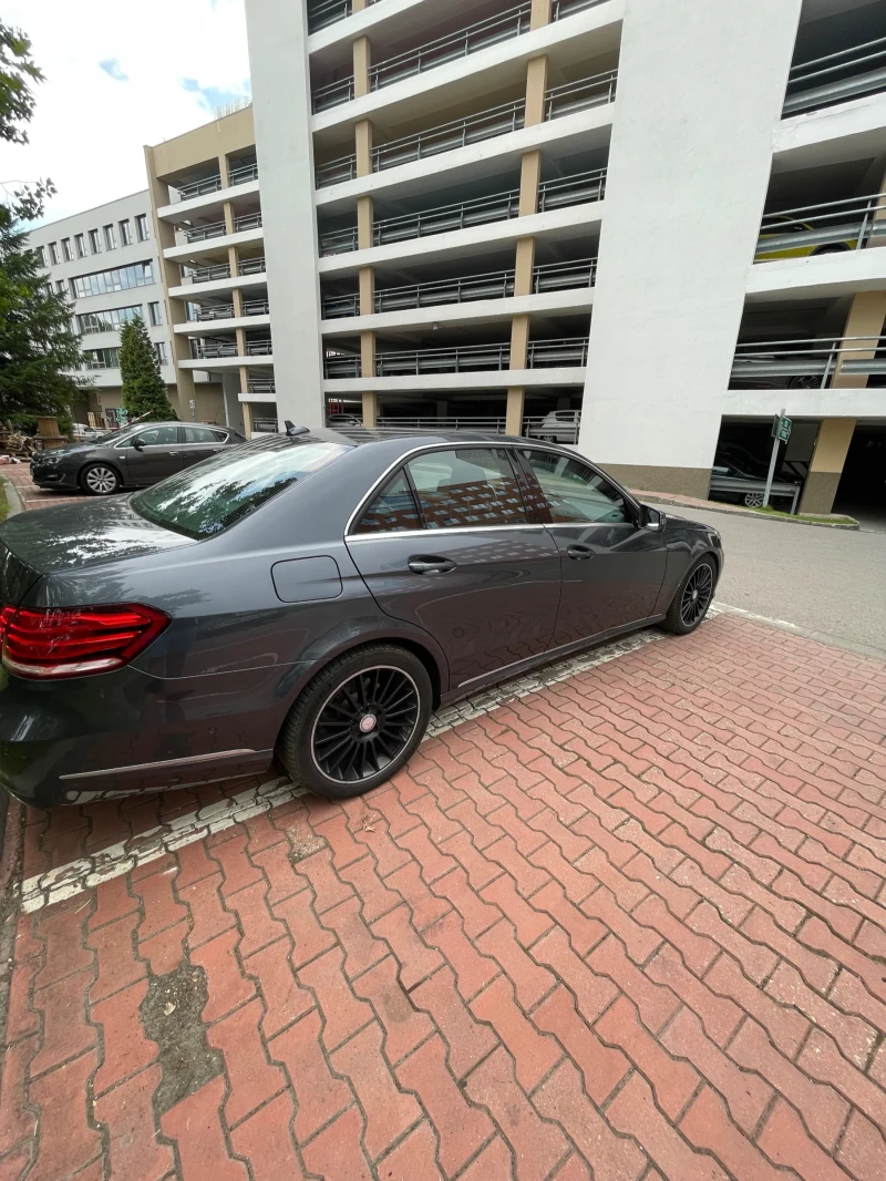 Mercedes-Benz E 220 Mercedes Benz w212 E220 , снимка 3 - Автомобили и джипове - 52306923