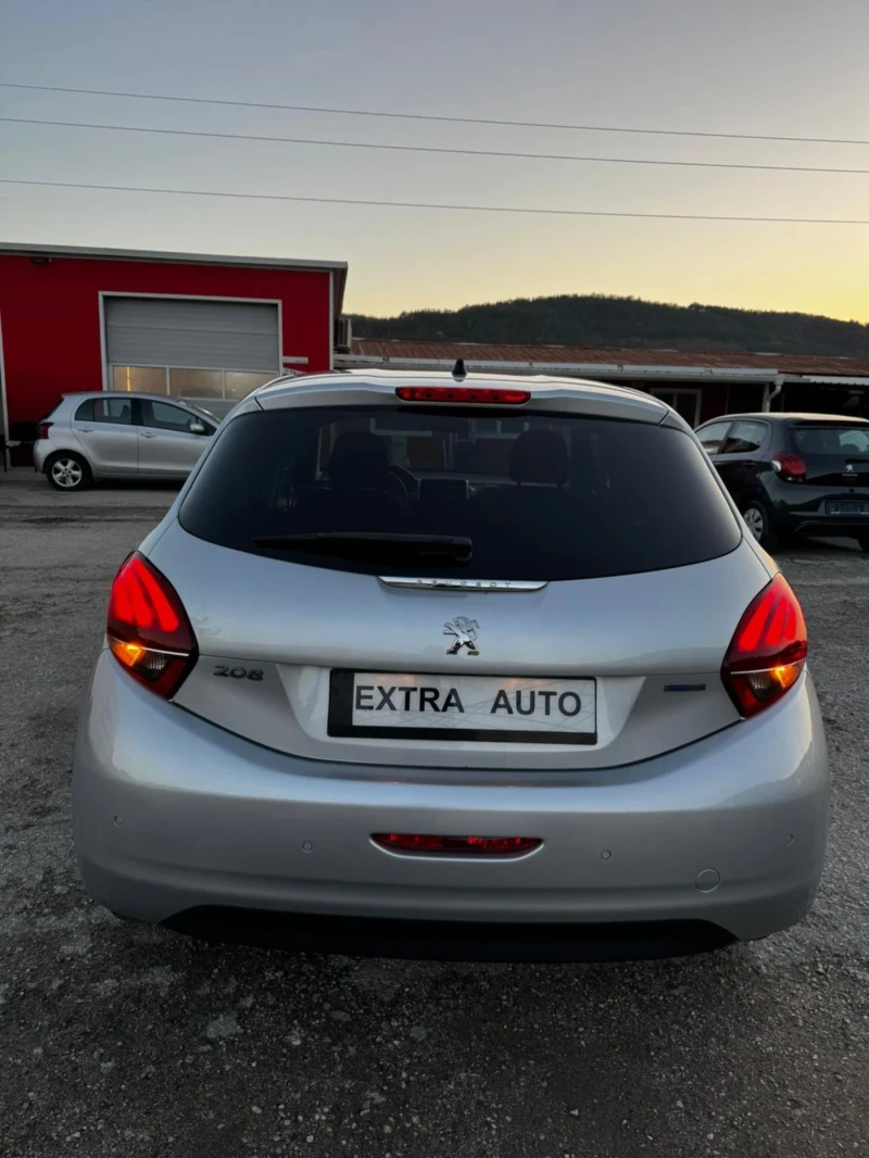 Peugeot 208 1.2i, EURO 6, FACELIFT, 90000 km , снимка 3 - Автомобили и джипове - 52450349