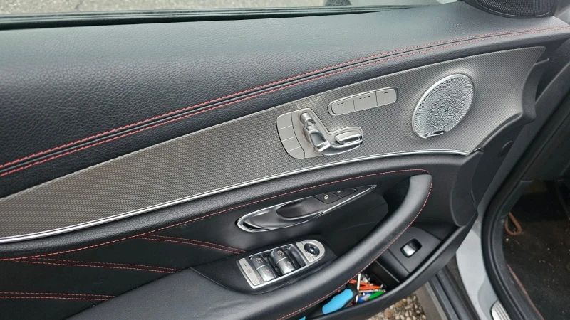 Mercedes-Benz E 43 AMG Mega Full, снимка 13 - Автомобили и джипове - 52651971