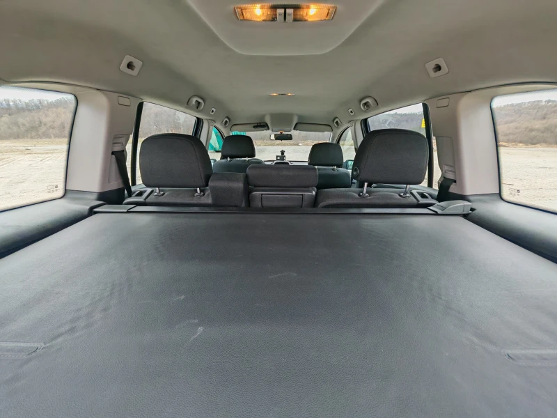 Opel Zafira 1.9 CDTI, снимка 5 - Автомобили и джипове - 52818326