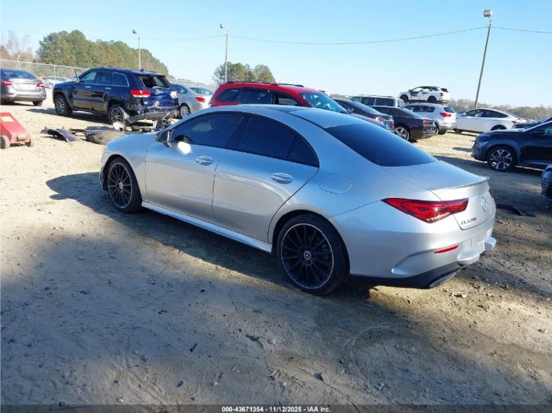 Mercedes-Benz CLA 250 AMG-PACK* DIGITAL* ПОДГРЕВ* 360* PANO, снимка 4 - Автомобили и джипове - 52920775