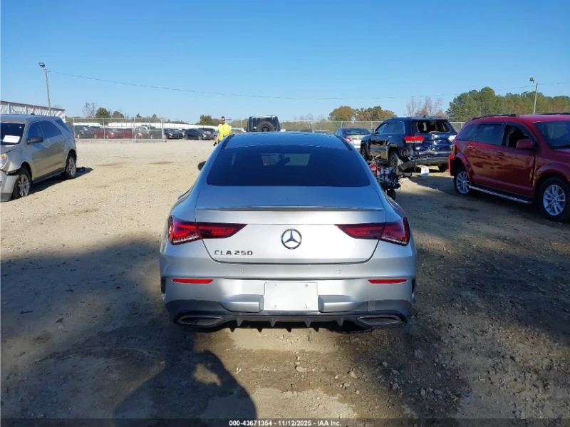 Mercedes-Benz CLA 250 AMG-PACK* DIGITAL* ПОДГРЕВ* 360* PANO, снимка 6 - Автомобили и джипове - 52920775