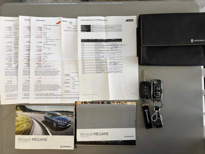 Renault Megane 1.5DCI , снимка 16 - Автомобили и джипове - 53166034