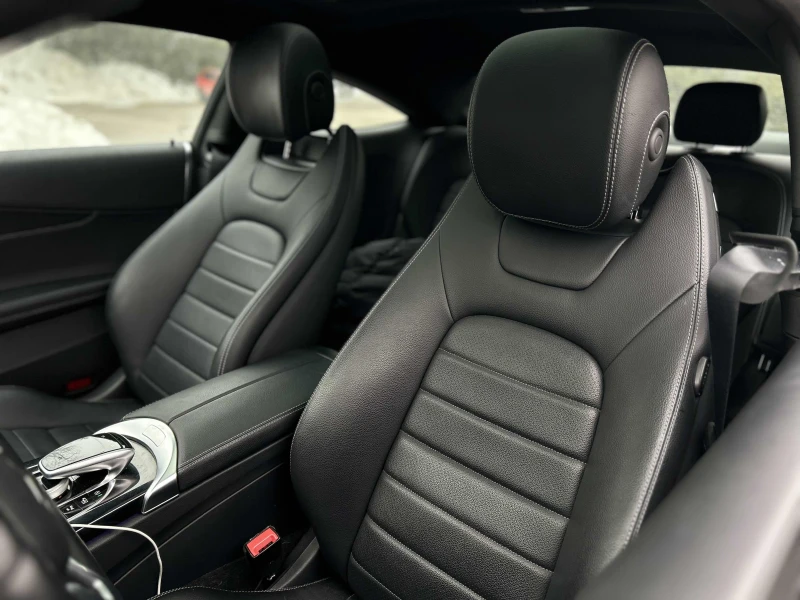 Mercedes-Benz C 300 4MATIC * ПОДГРЕВ / ШИБИДАХ * ОТ ПРЕДСТАВИТЕЛСТВО, снимка 12 - Автомобили и джипове - 53577694